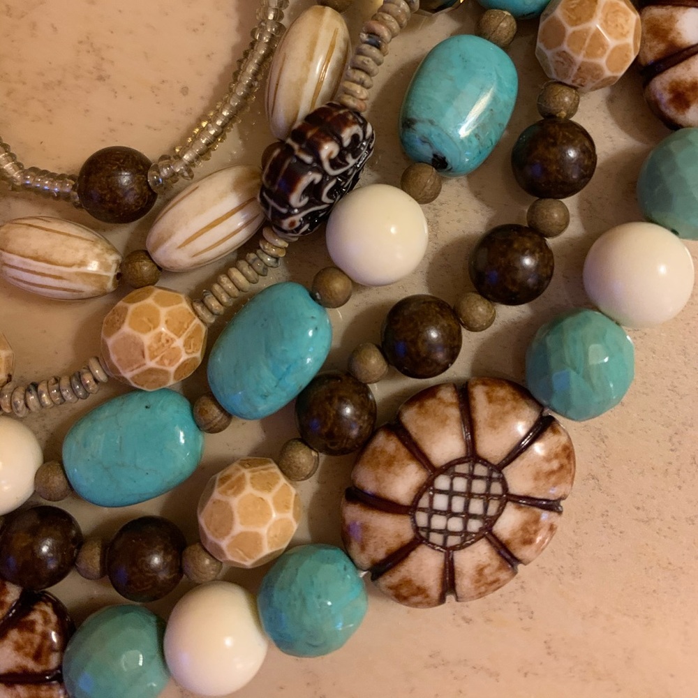 Beaded necklace